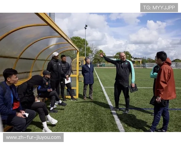 英超教练席的转折年：2017那些改变历史的临场决策